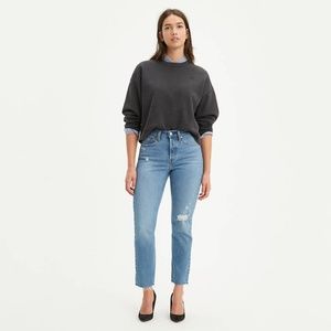 Levi's Wedgie Fit Ankle Jeans. Size 32.